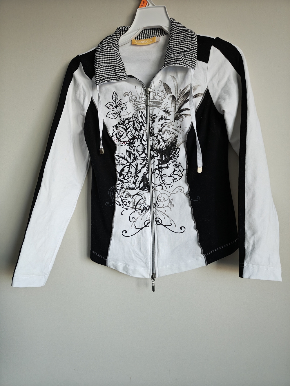 Y2K Ed Hardy Black & White Zip-Front Printed Sweatshirt - Picture 2 of 9